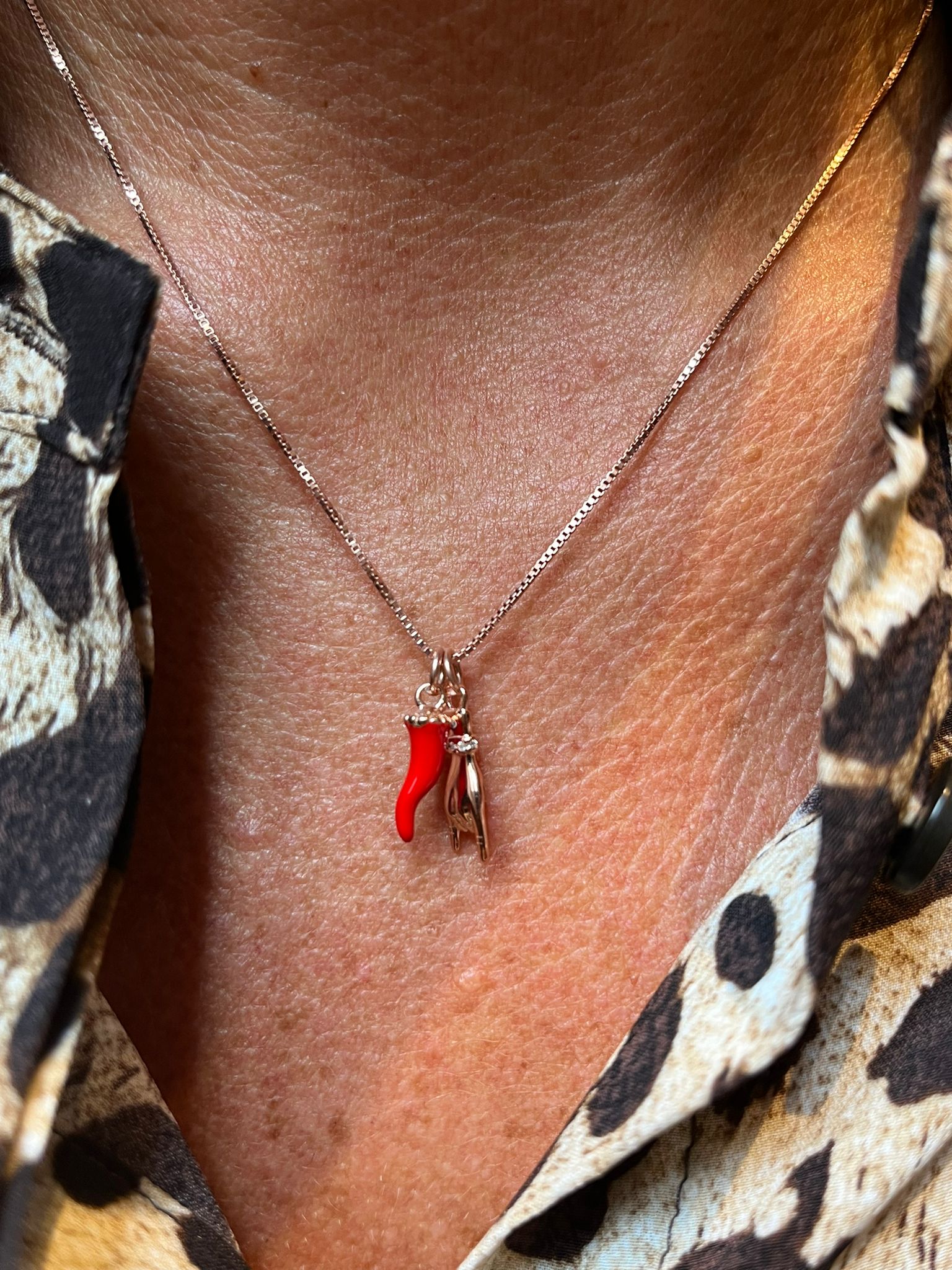 Collana Corno Rosso + Manina